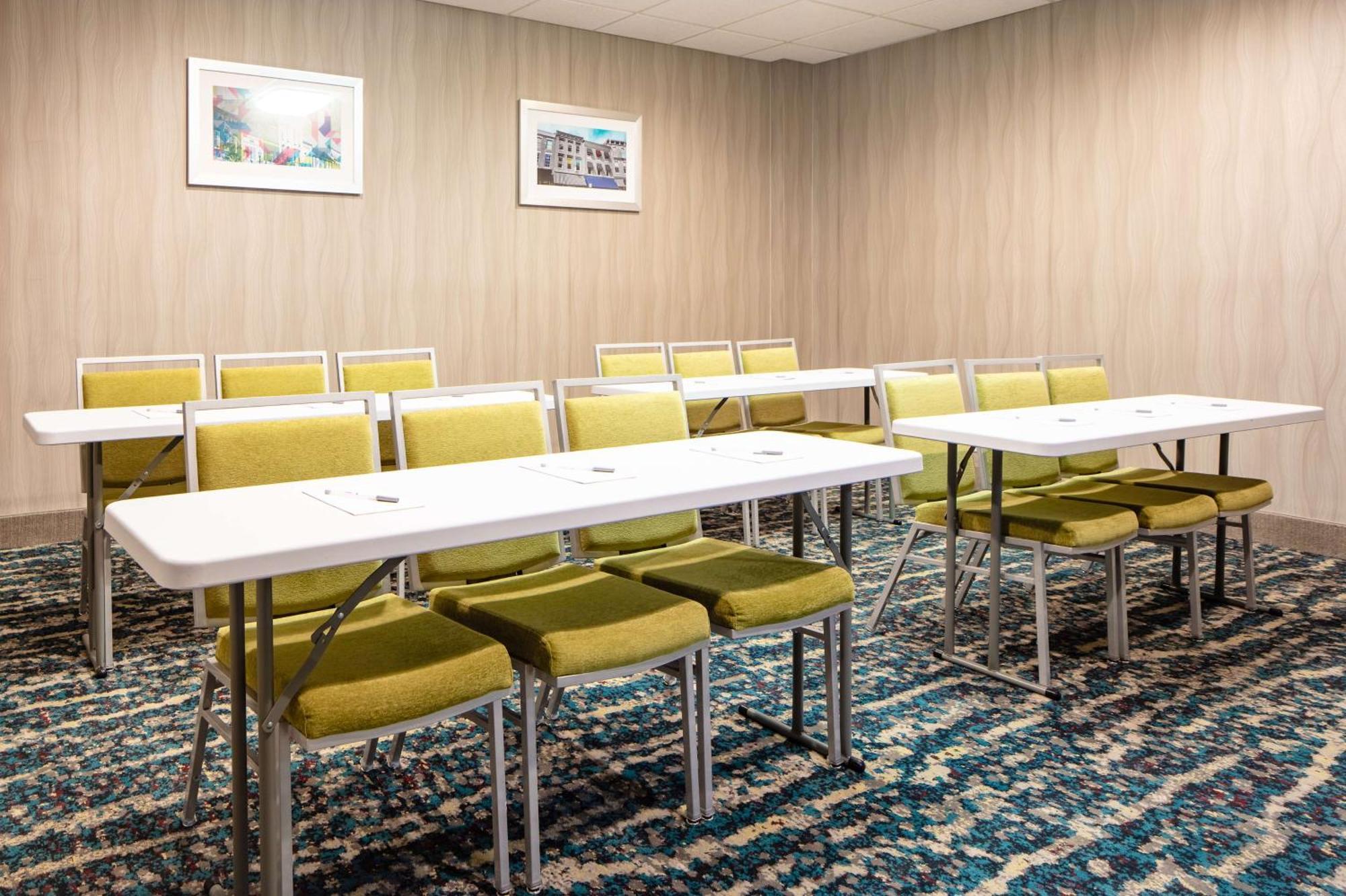 Hampton Inn Freeport Екстериор снимка