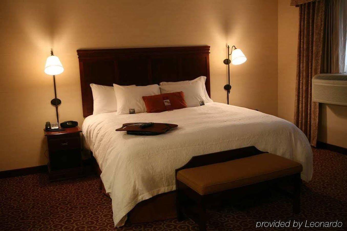 Hampton Inn Freeport Екстериор снимка